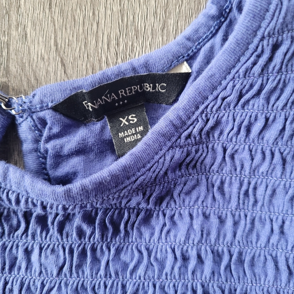 Banana Republic Smocked Ruffle Top - Picture 3 of 7